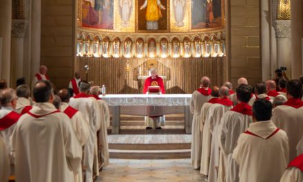 Сустрэча вышэйшых настаяцеляў распачалася з рэкалекцый: усё добрае паходзіць з малітвы