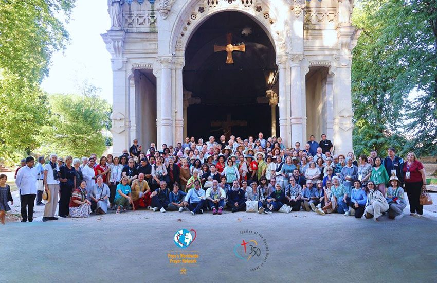 Сусветная сетка малітвы Папы: 22 мільёны чалавек, адна малітва, абноўленая місія